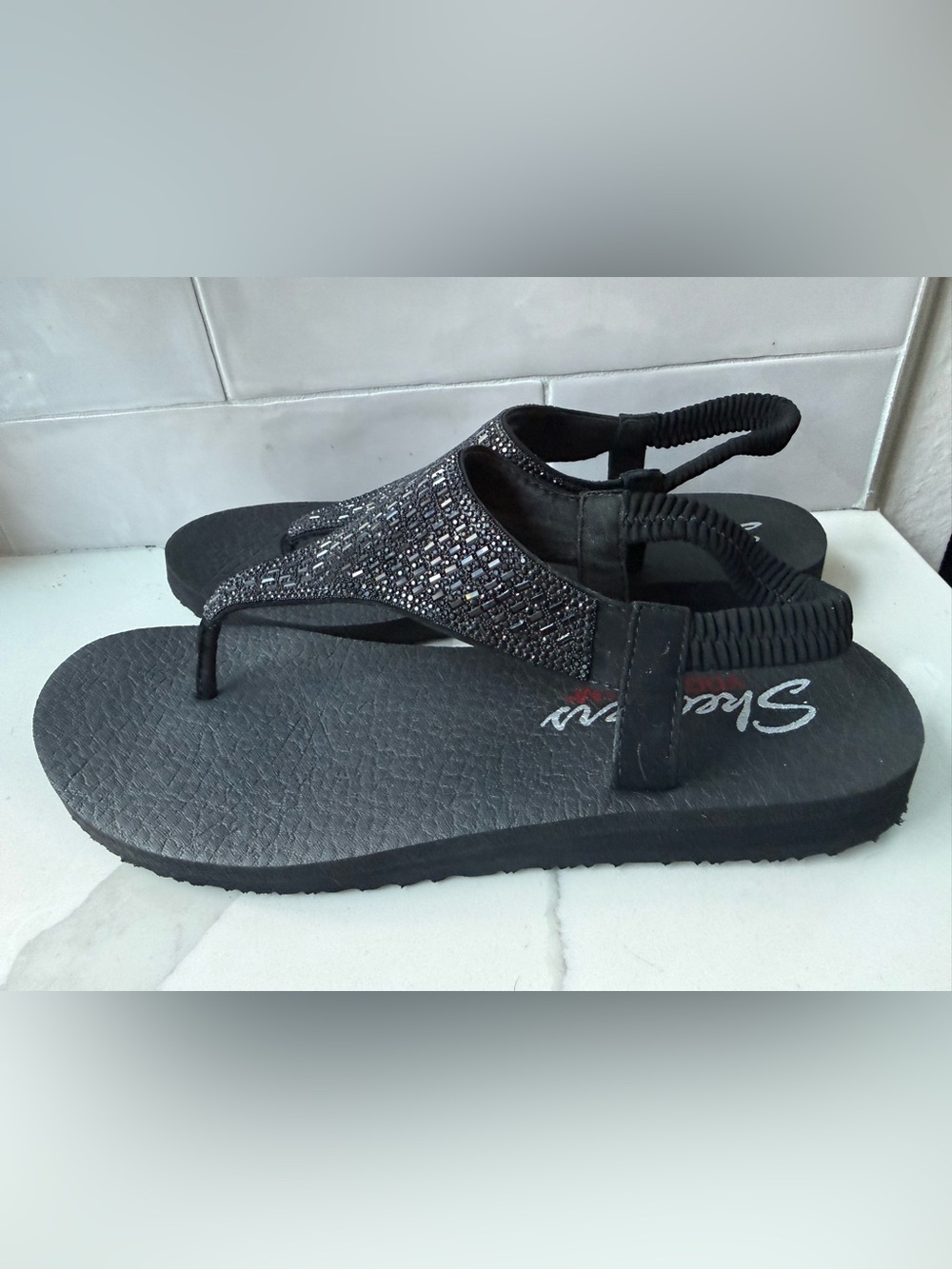 Skechers Women's Meditation New Moon Flip Flops Black Size 10 SN31560